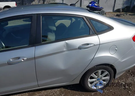 2011 Ford Fiesta Se из США, поврежденный, VIN 3FADP4BJ7BM227945